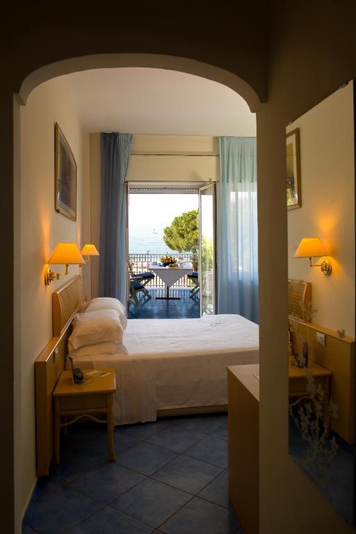 Hotel Pensione Reale Maiori Bilik gambar